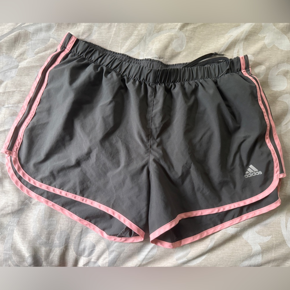Adidas Women's Gray and Pink Shorts 4” size L
